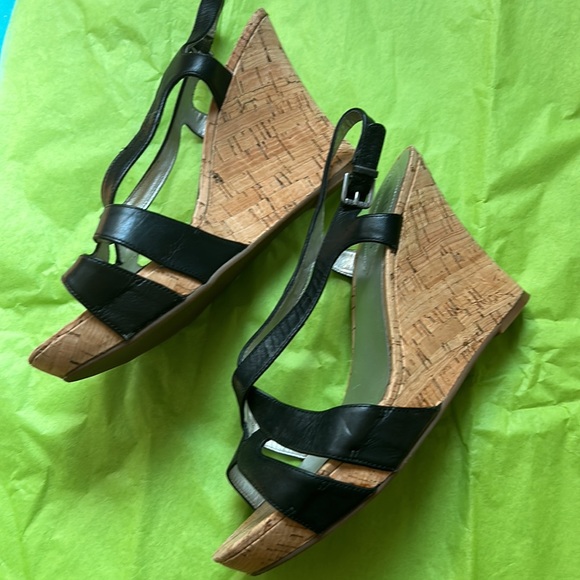 Guess wedge heels in black leather size 10 brand new never worn - Picture 4 of 12